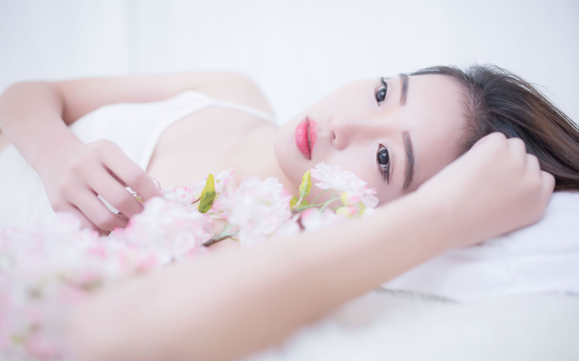 赏工艺、学“点蓝” 台湾大学生沉浸式体验景泰蓝非遗技艺